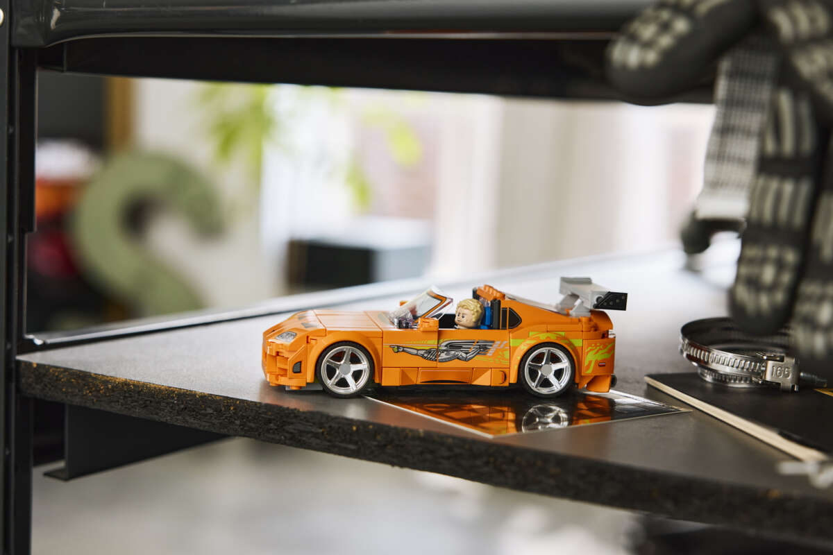 LEGO® Speed Champions The Fast and The Furious Toyota Supra MK4 77260