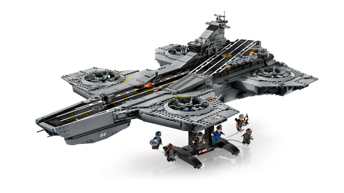 LEGO® ǀ Marvel S.H.I.E.L.D. helicarrier 76354