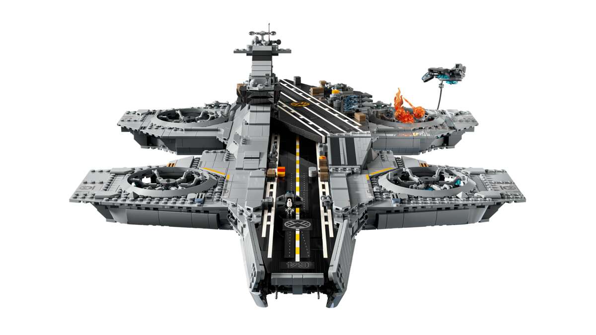 LEGO® ǀ Marvel S.H.I.E.L.D. helicarrier 76354