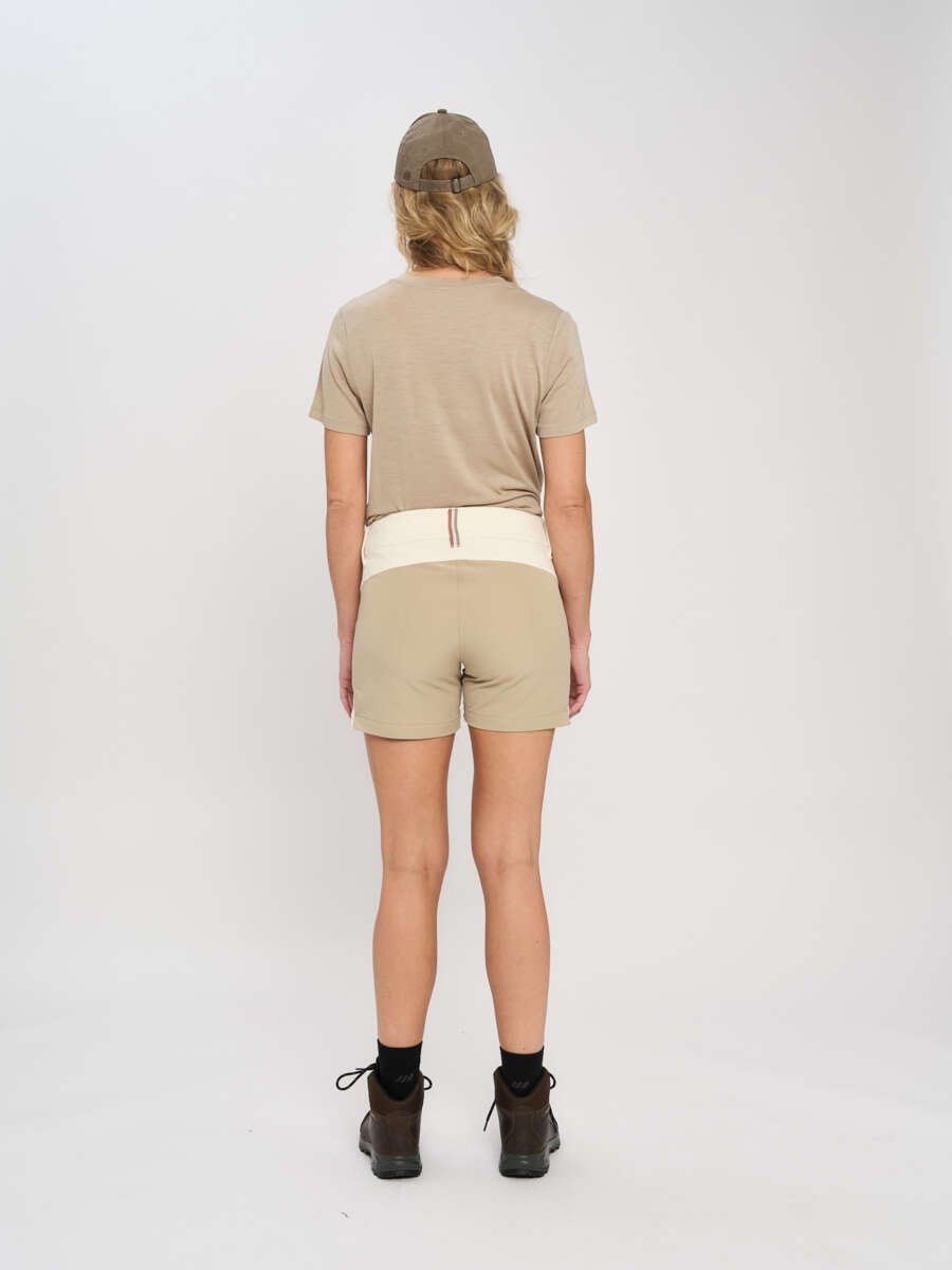 Skogstad Falkenuten turshorts dame