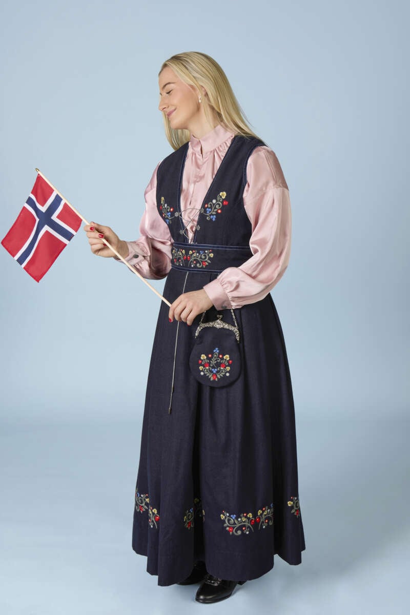 Ingrid festdrakt dame