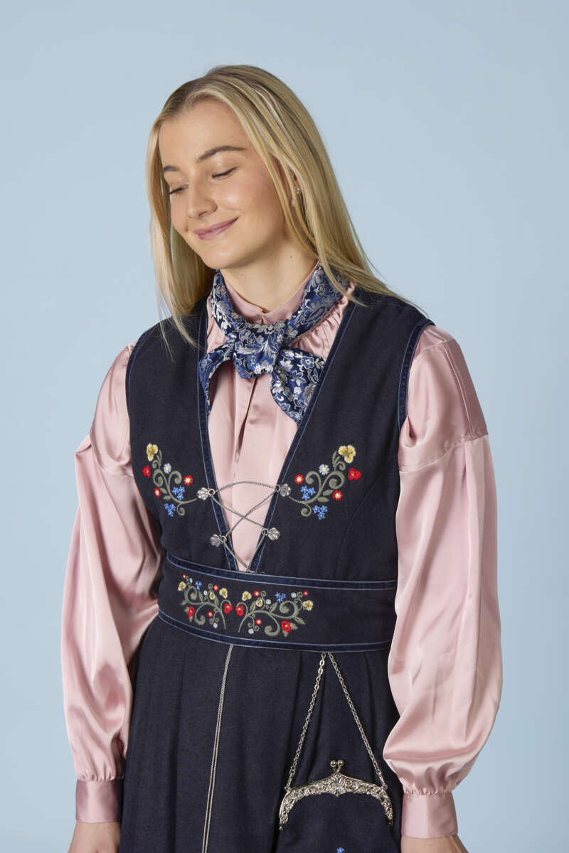 Ingrid festdrakt dame