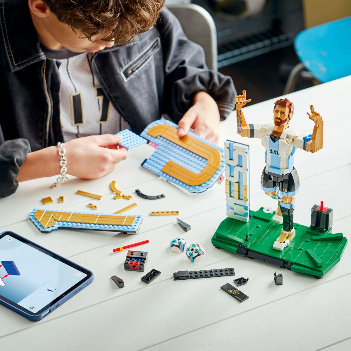 LEGO® Editions Football Fotball-legenden Lionel Messi 43015