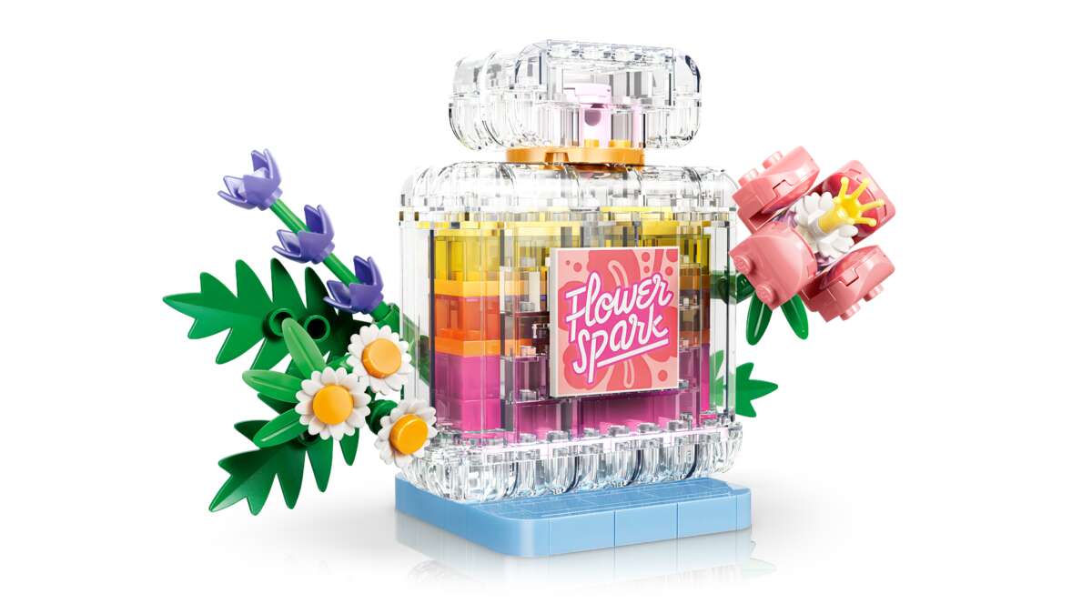 LEGO® Creator 3-i-1 Parfymeflaske med blomsterdekor 31383