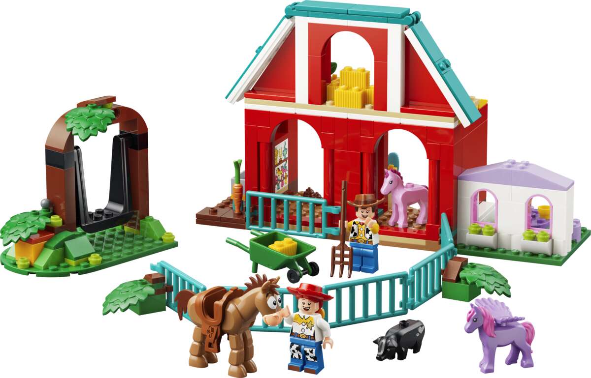 LEGO® ǀ Disney og Pixar Toy Story 5 Blazes hestegård 43304
