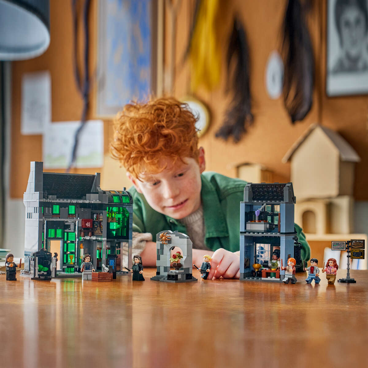 LEGO® Harry Potter™ Magibutikker i Spindelsmuget 76471