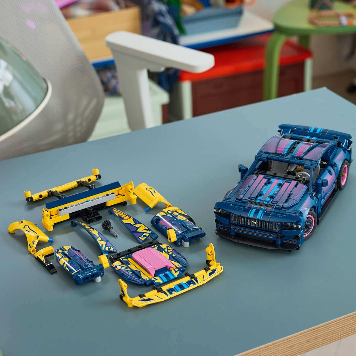 LEGO® Technic Verkstedstilpasset Ford Mustang GT-bil 42236