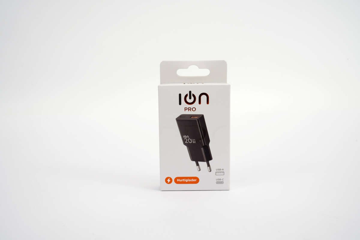 ION Pro UC127 PRO B 20W vegglader USB-C/USB-A