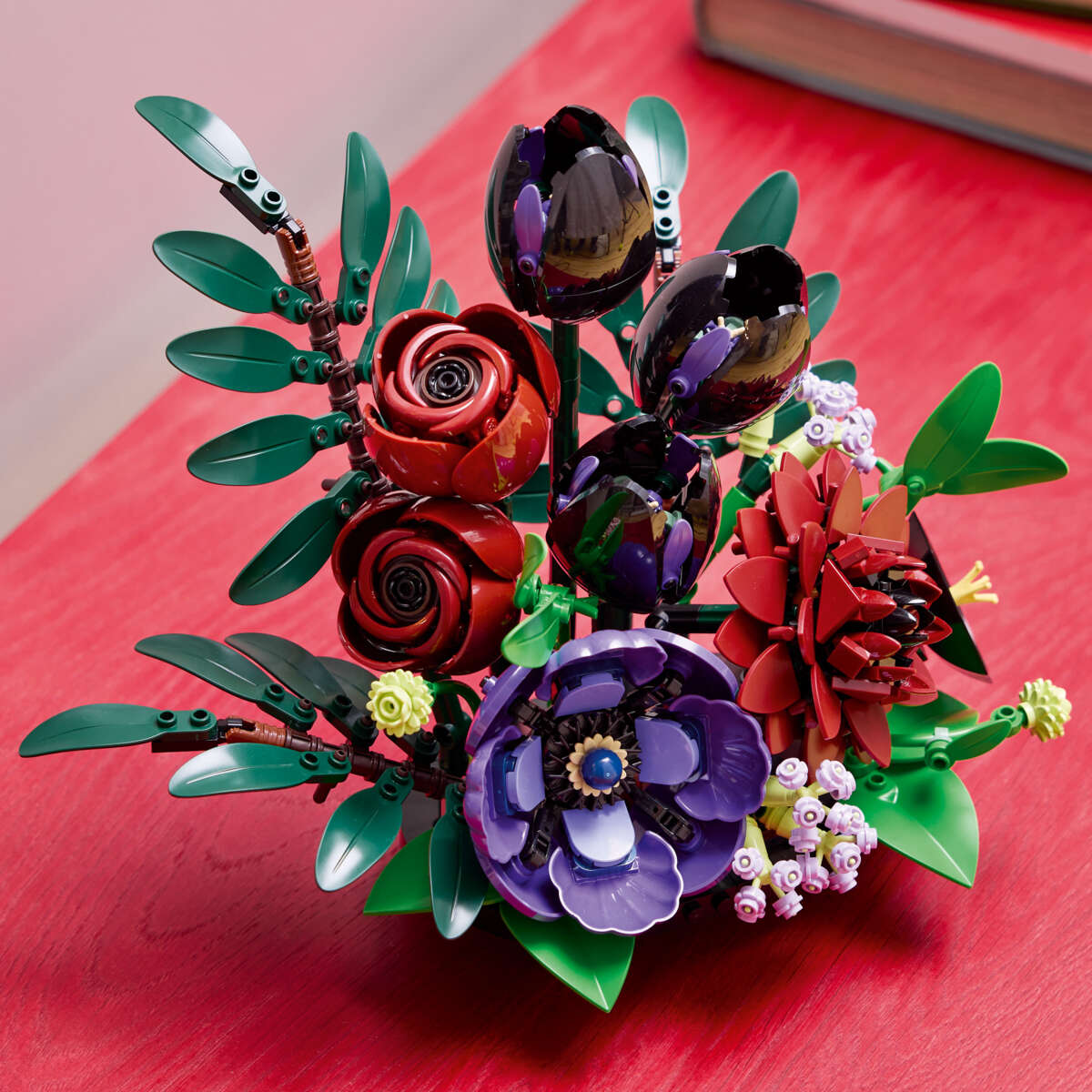 LEGO® Botanicals Blomsteroppsats i mørke farger 11513