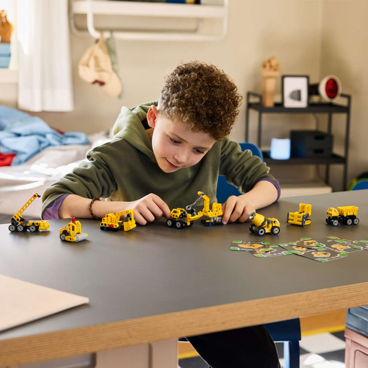 LEGO® Technic Mighty Machines 42233