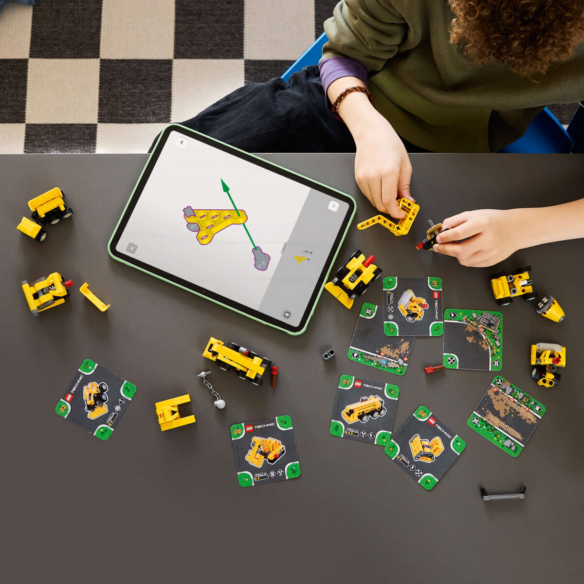 LEGO® Technic Mighty Machines 42233