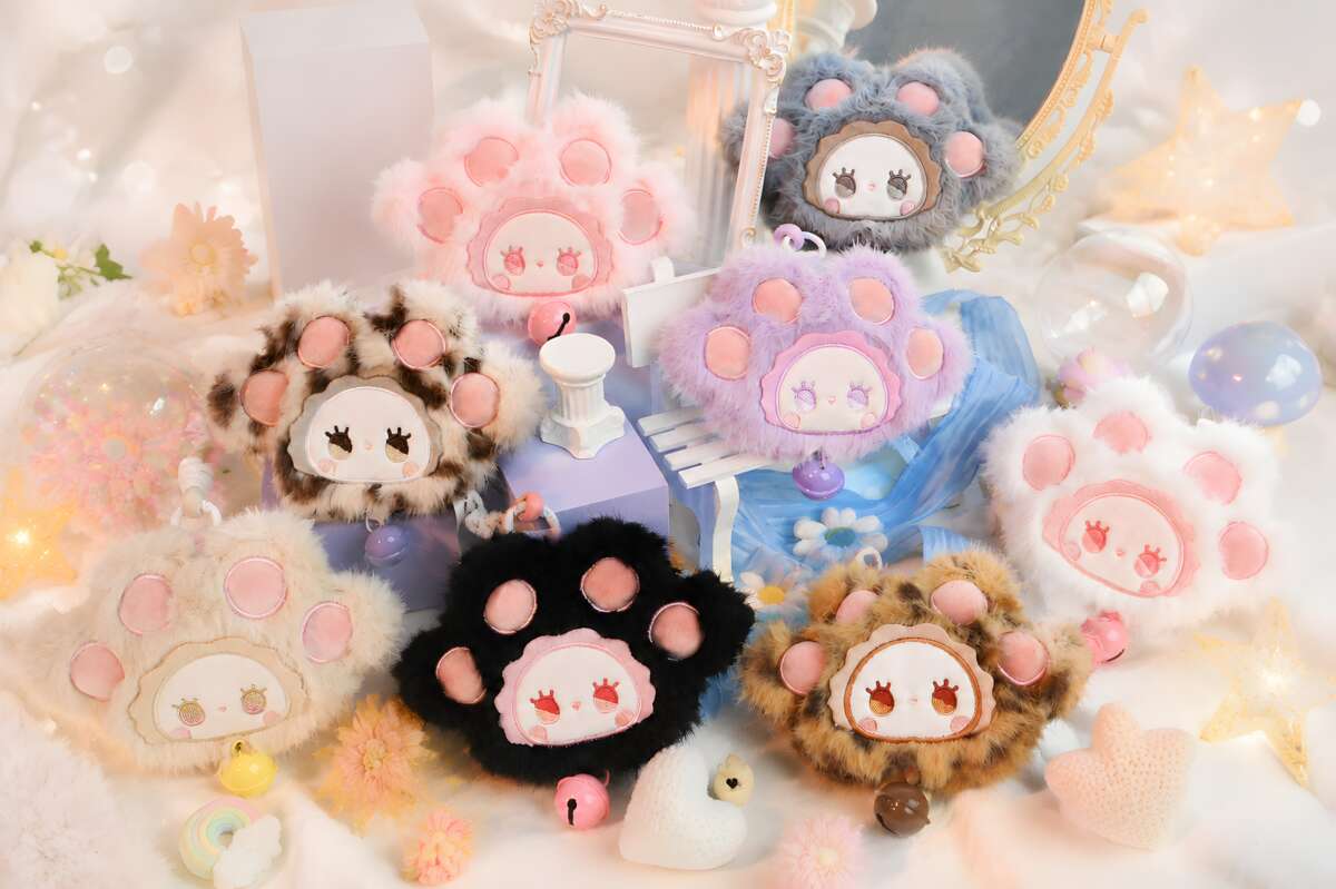 Lucky Emma Cat Paw Squishy plysjfigur