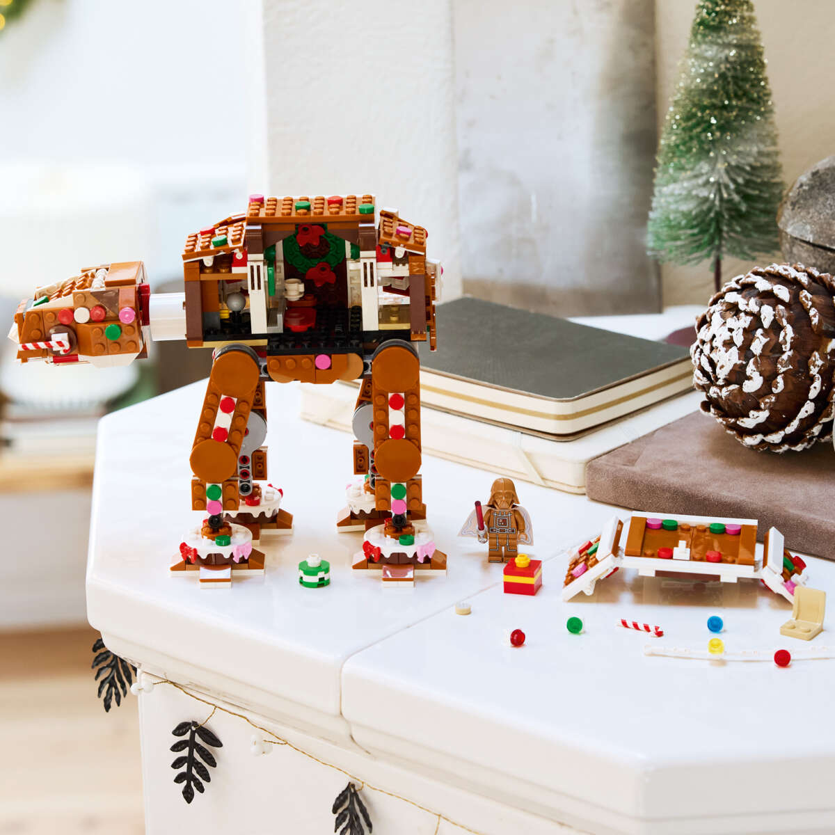 LEGO® Star Wars™ Pepperkakeversjon av AT-AT™ Walker 40806