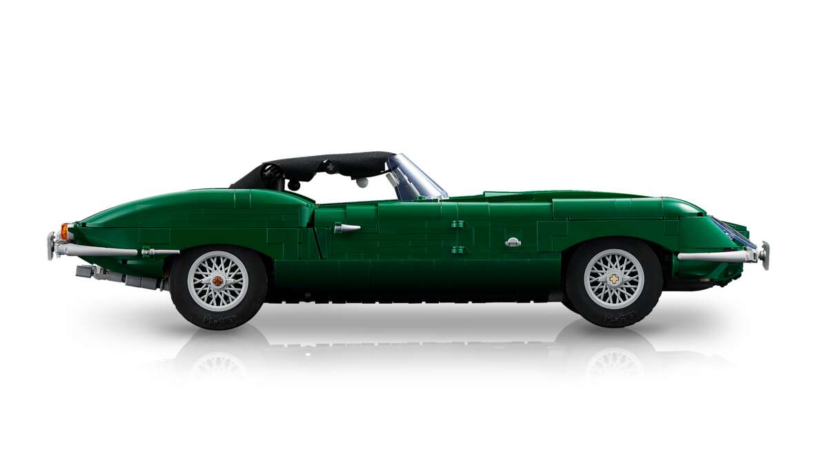 LEGO® Icons Jaguar E-type 11381