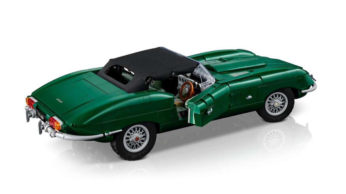 LEGO® Icons Jaguar E-type 11381