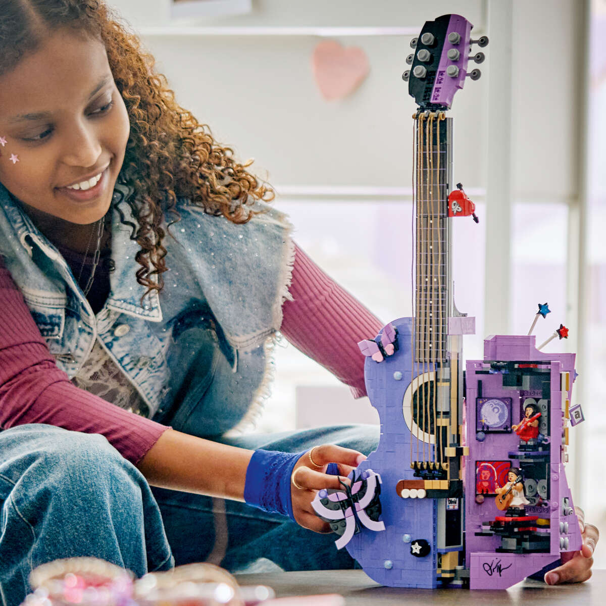 LEGO® Editions Olivia Rodrigos dobbelgitar 43031
