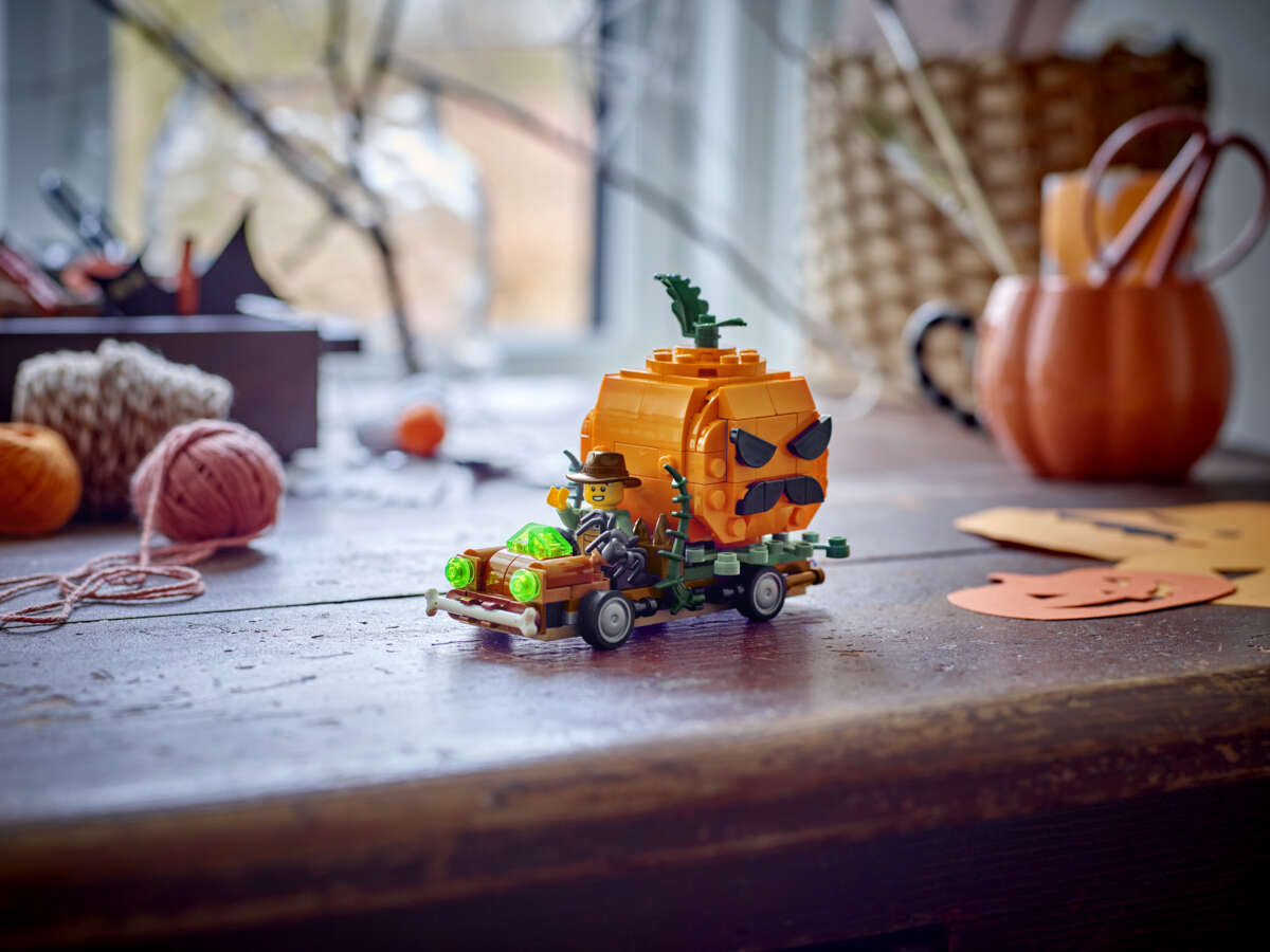 LEGO® Iconic Pickup med gresskarlykt 40822