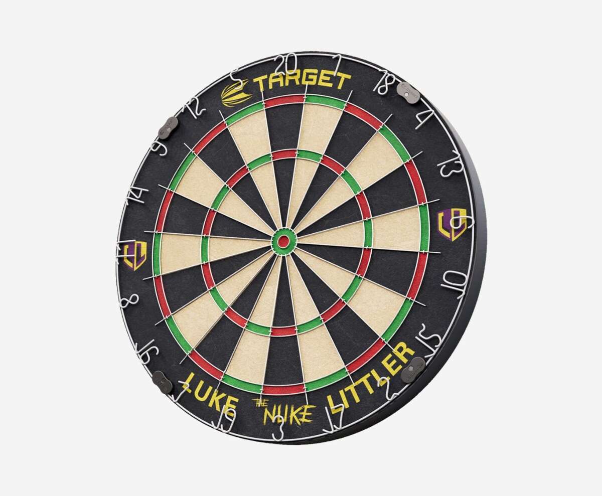 Target Luke Littler dartskivesett med 6 dartpiler | Obs.no