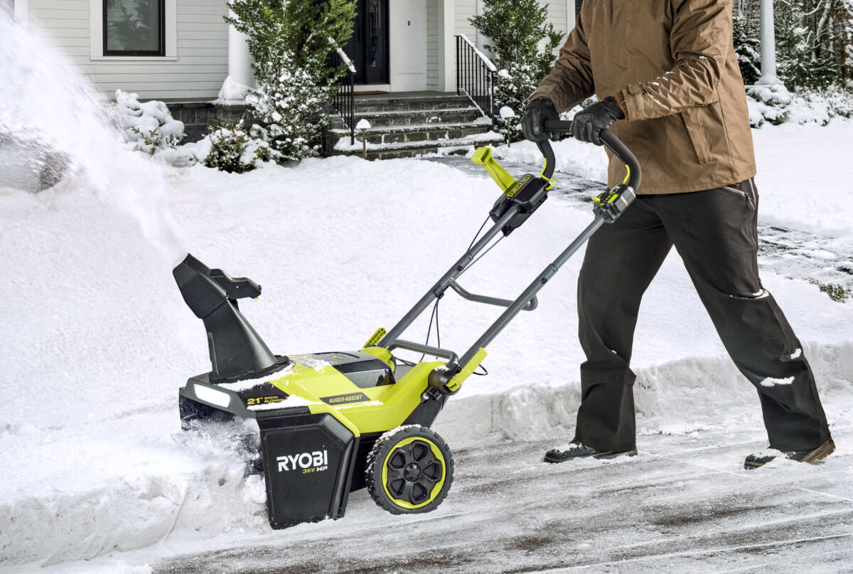 Ryobi Max Power RY36STX53B-180 snøfreser m/batteri