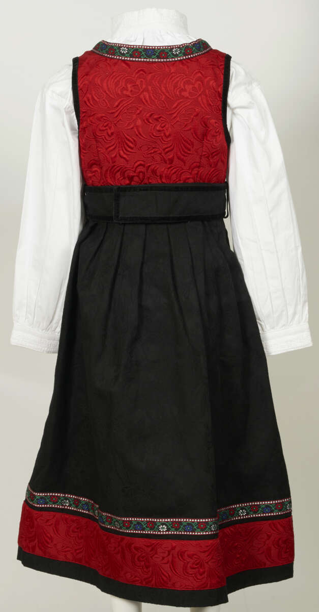 Småtroll Nora festdrakt barn