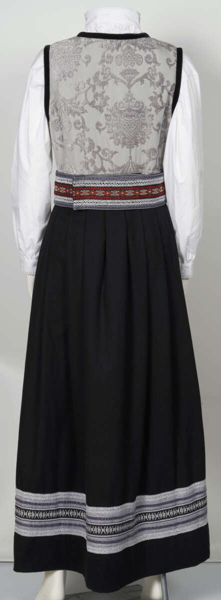 Solveig festdrakt dame