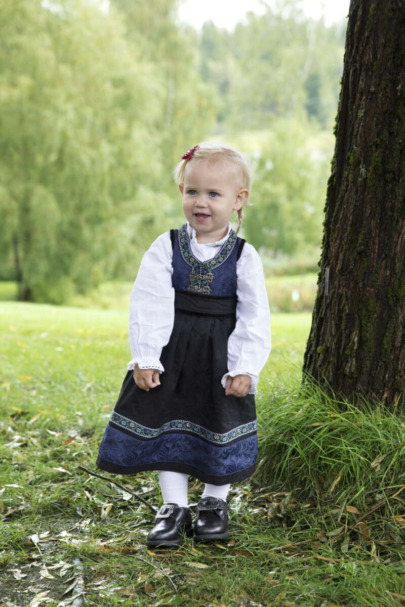 Småtroll Ida festdrakt baby