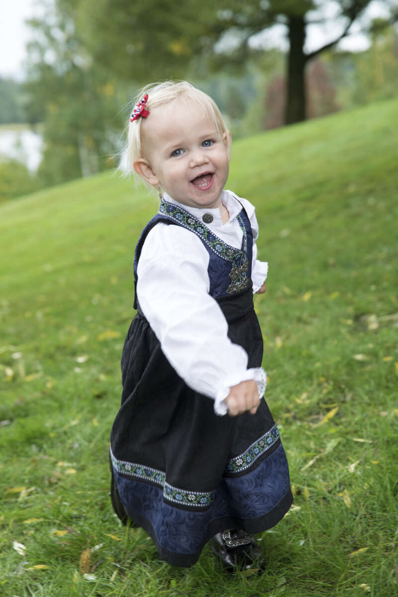 Småtroll Ida festdrakt baby