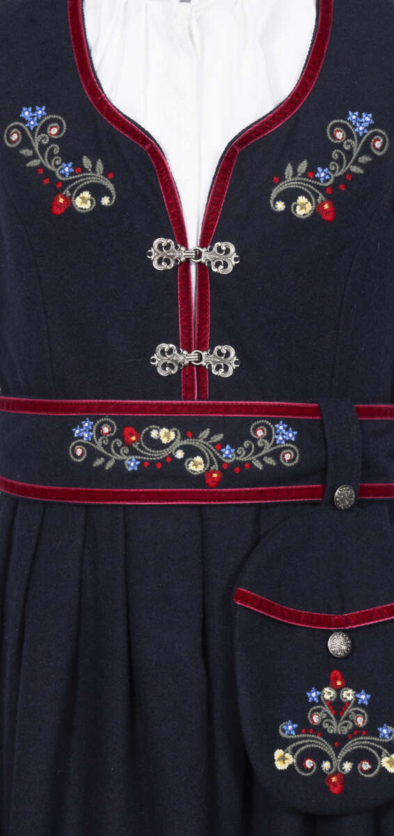 Alma festdrakt junior