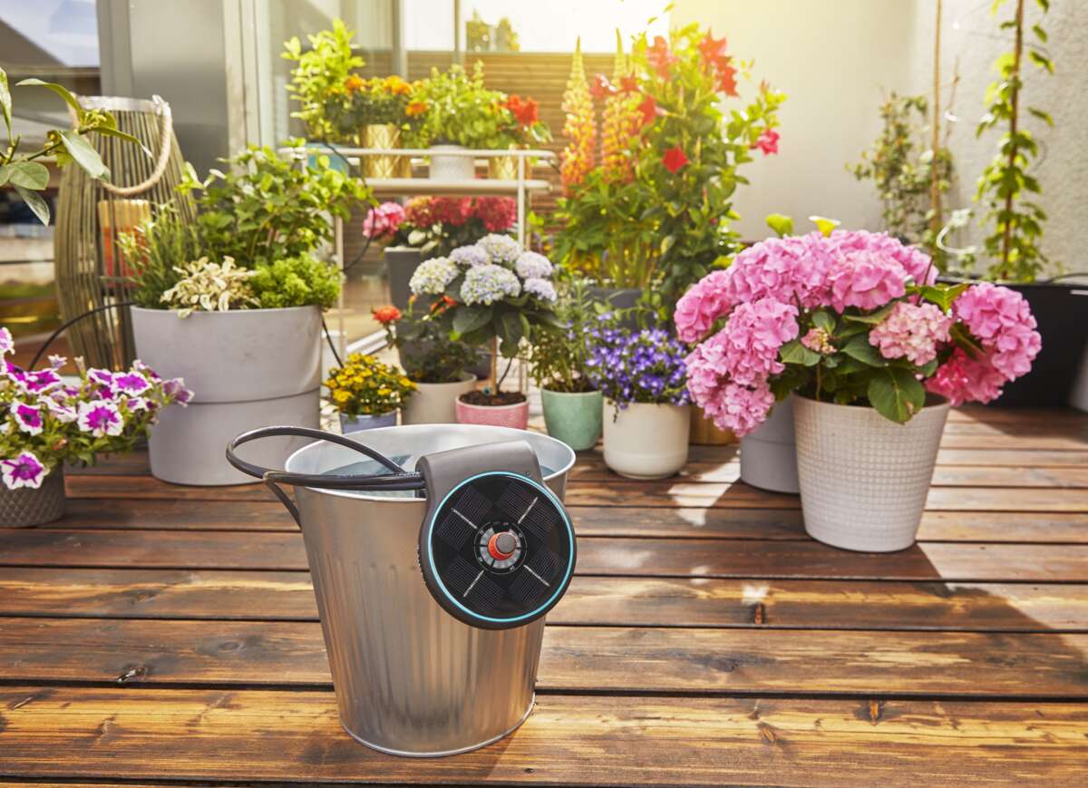GARDENA AquaBloom solcelledrevet vanning
