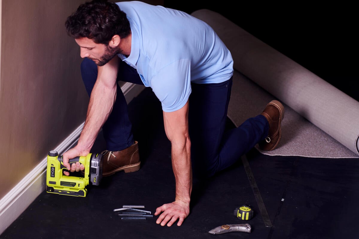 Ryobi ONE+ R18ST50-0 stiftepistol u/batteri