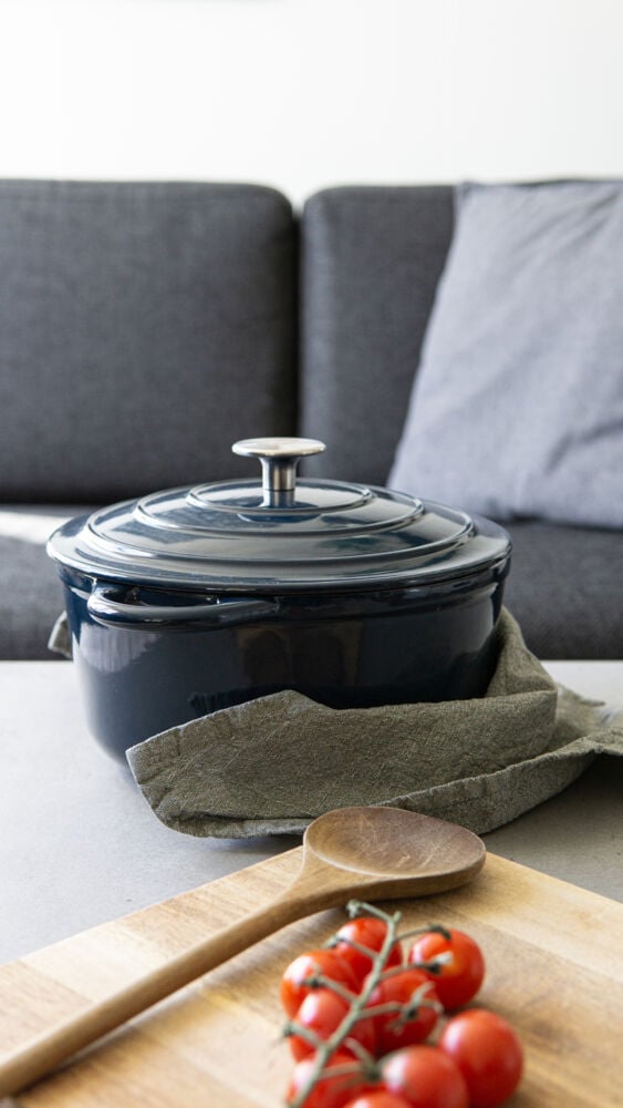 Brimi støpejernsgryte