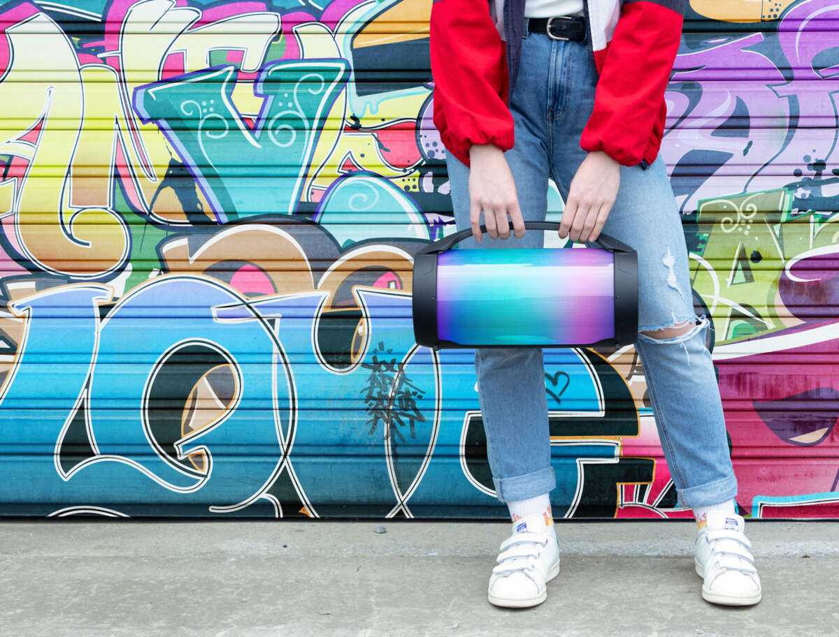 PARTYBTLITE Lumious trådløs partyhøyttaler med mikrofon