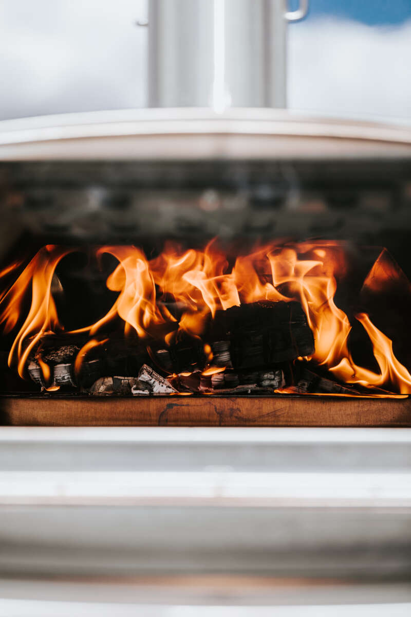 Ooni Karu 16 pizzaovn