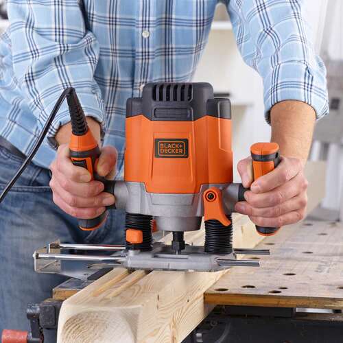 BLACK+DECKER Håndoverfres 1200W 6,35mm KW1200E