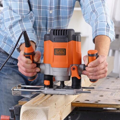 BLACK+DECKER Håndoverfres 1200W 6,35mm KW1200E