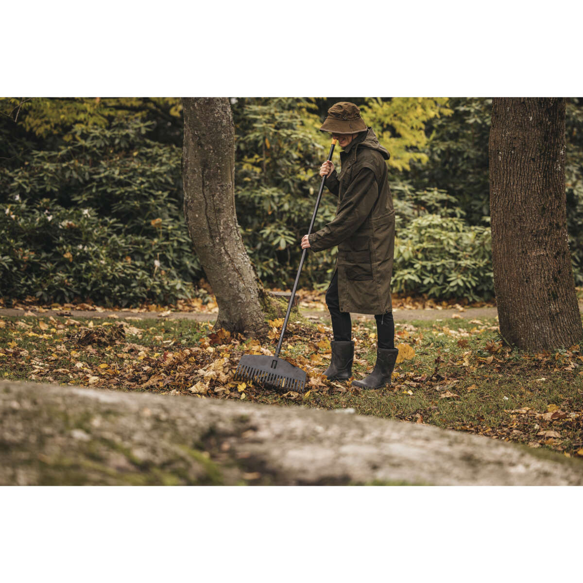 Fiskars Solid løvrive medium