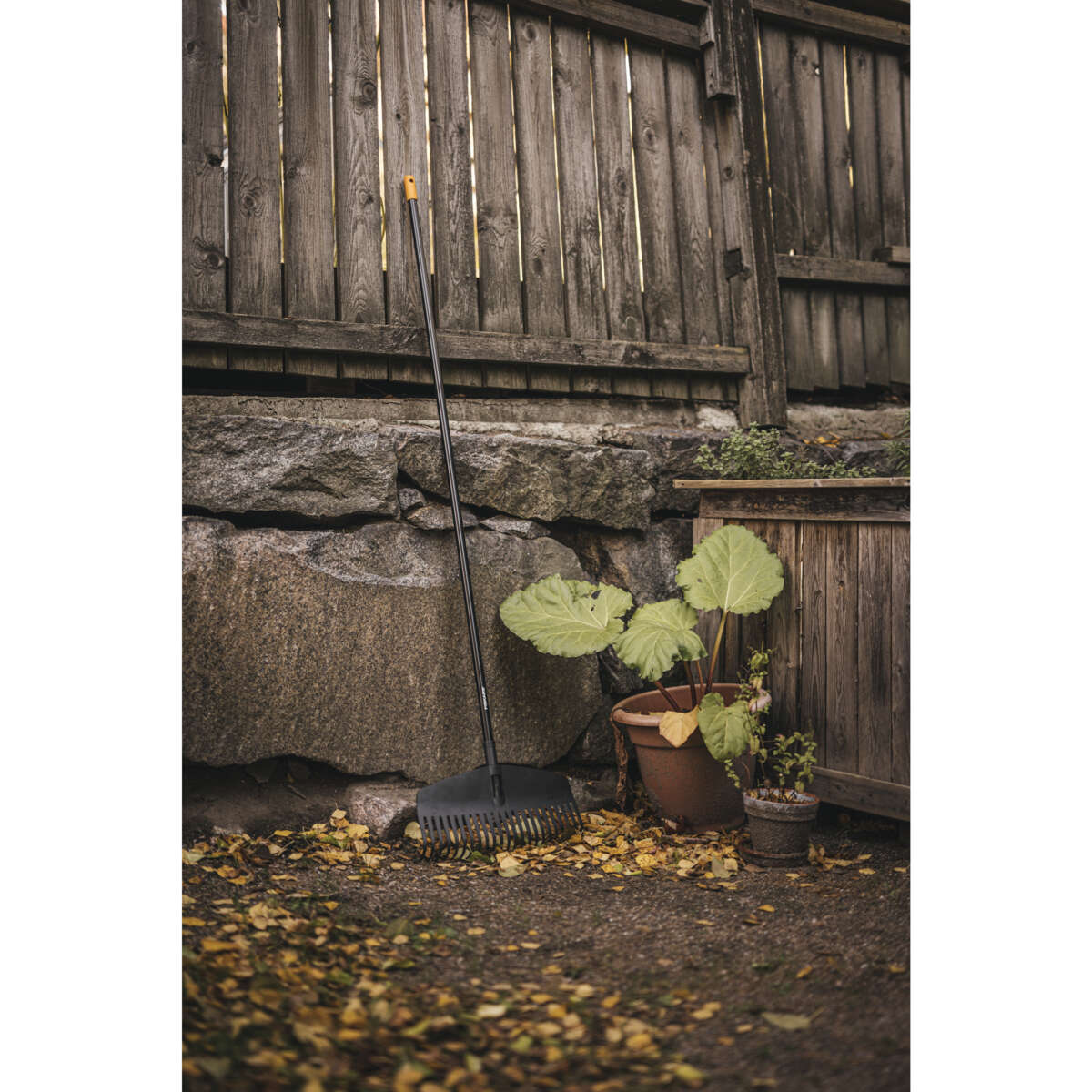 Fiskars Solid løvrive medium