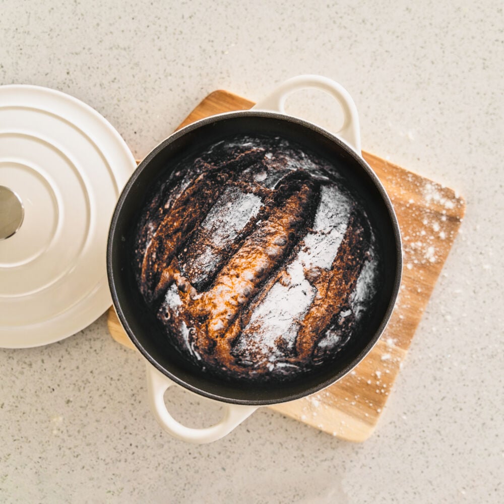 Brimi støpejernsgryte