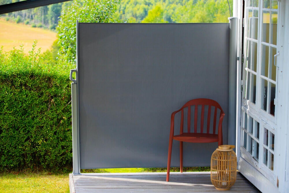 Uttrekkbar levegg semi-transperant 1,6x3 meter