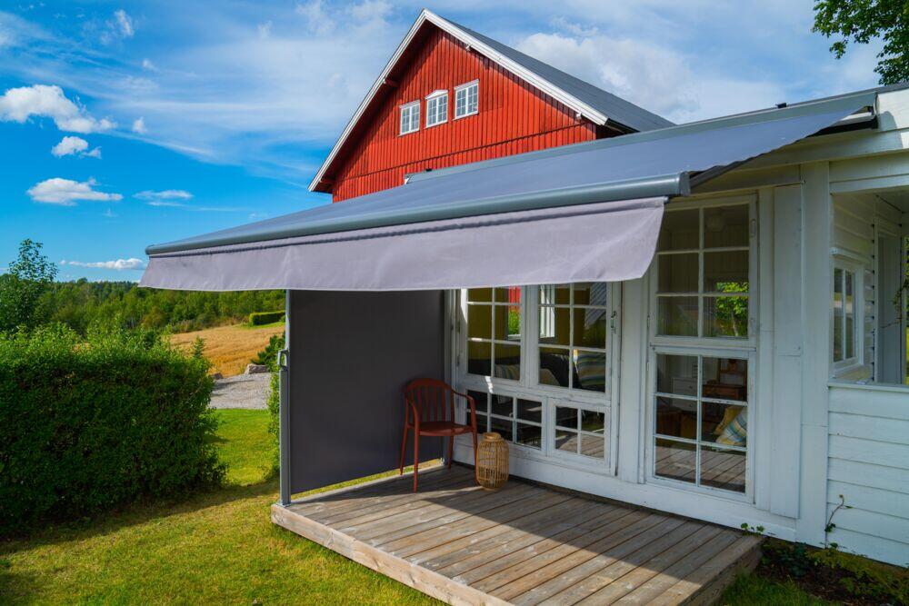 Uttrekkbar levegg semi-transperant 1,6x3 meter