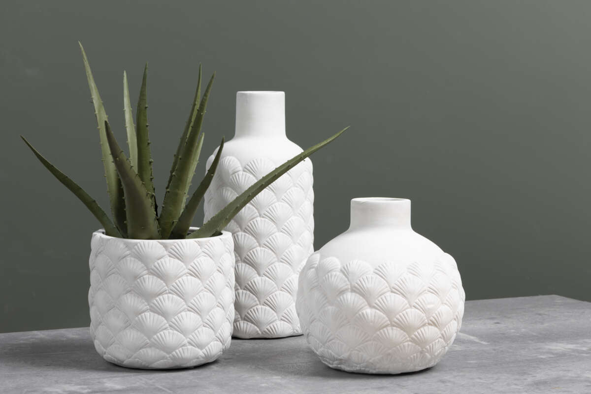 Petal vase