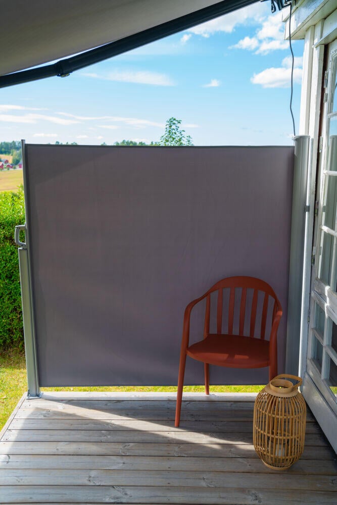 Uttrekkbar levegg semi-transperant 1,6x3 meter