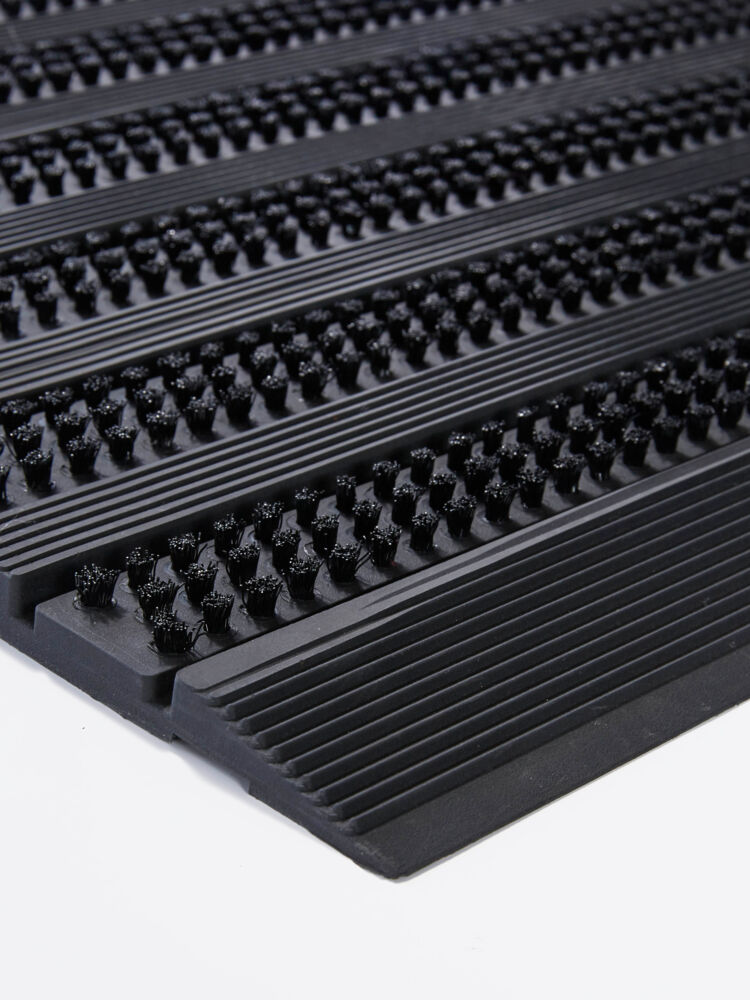 Grand svart 46x76 dørmatte