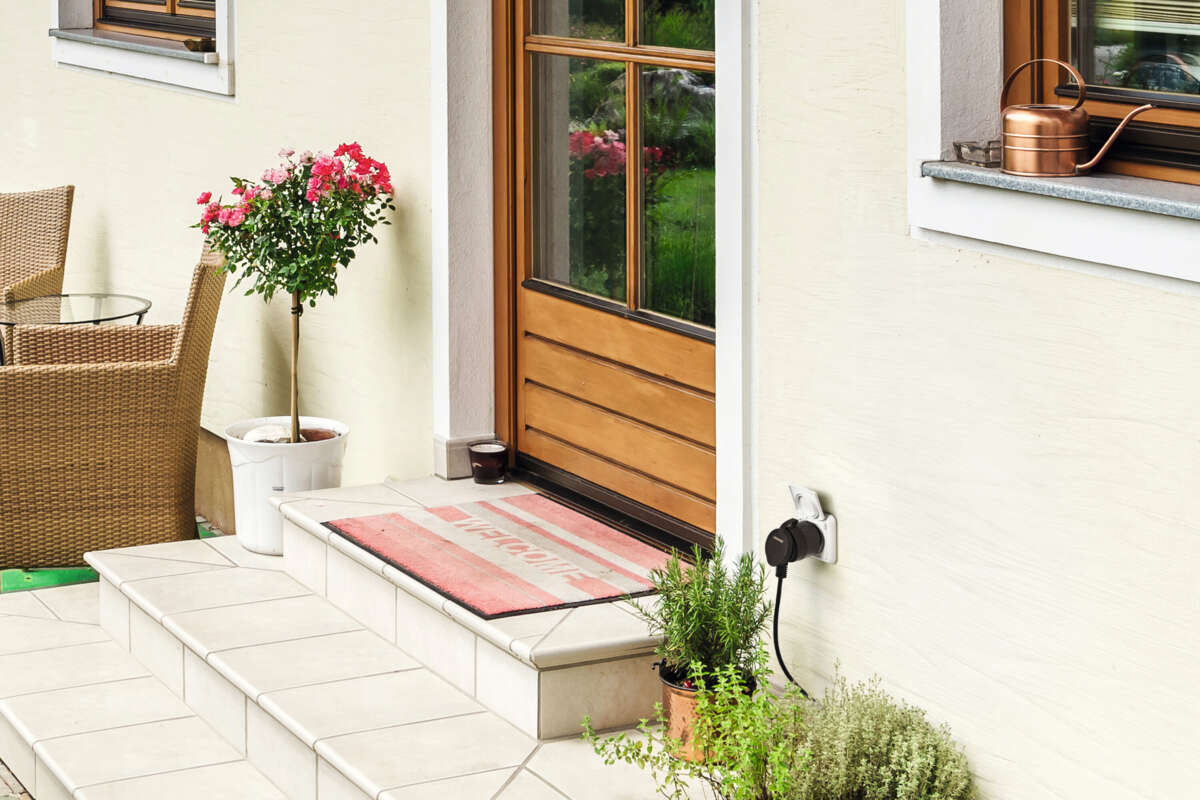 Ledvance Smart+ innen- og utendørskontakt