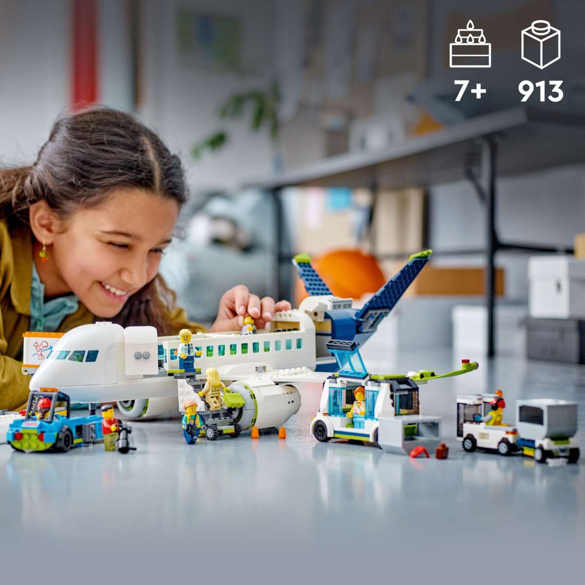 LEGO® City Passasjerfly 60367