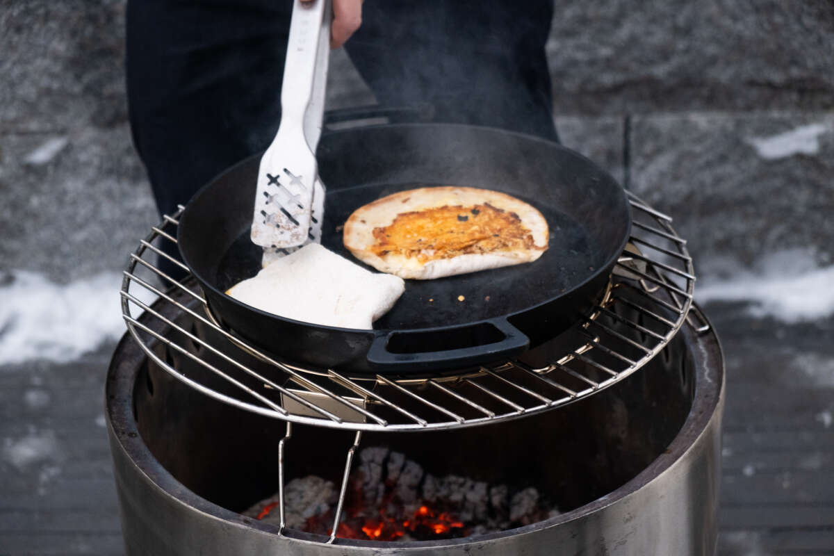 FCC Volcano MGS grillrist til medium bålpanne