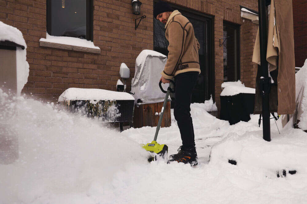 Ryobi ONE+™ RY18ST25A-0 snøslynge u/batteri