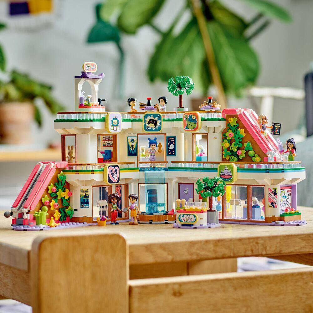 LEGO® Friends Kjøpesenteret i Heartlake City 42604