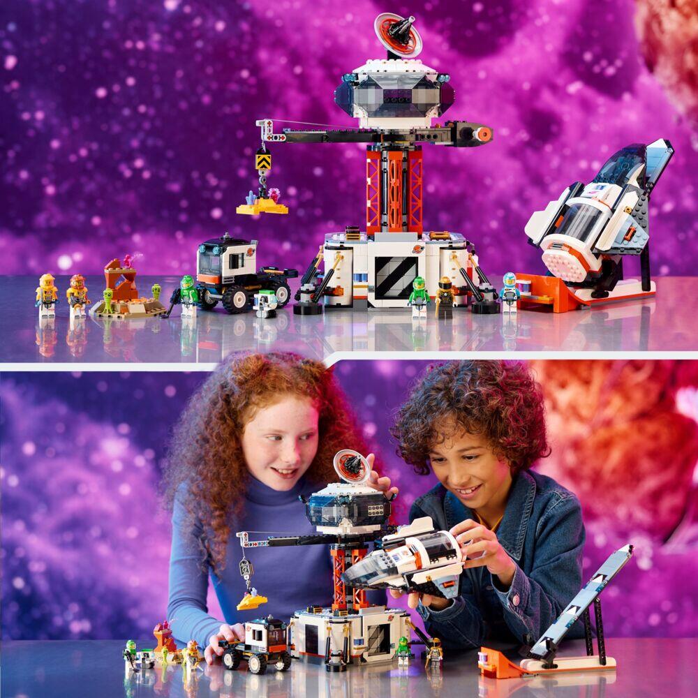 LEGO® City Rombase og utskytningsrampe for rakett 60434
