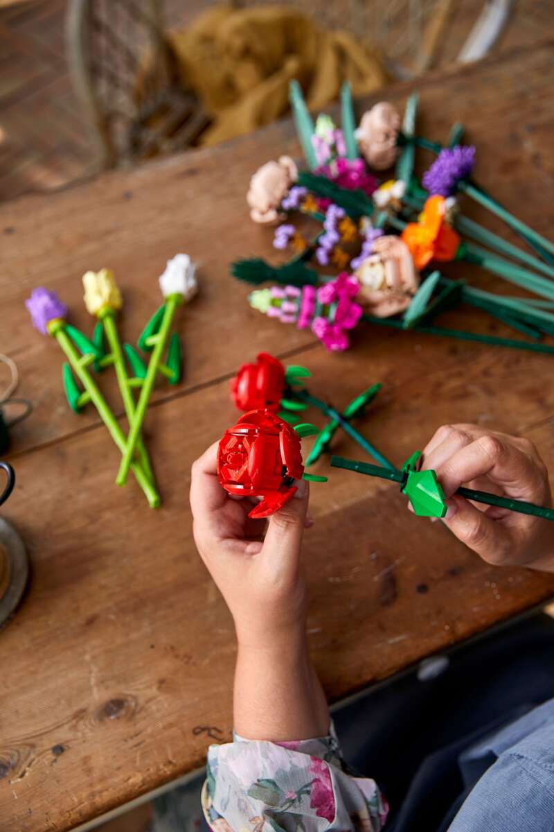 LEGO® Botanicals Roser 40460